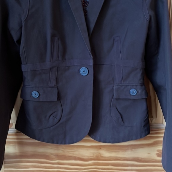 Cabi Blazer - Size 2. Style 525 - Picture 6 of 15